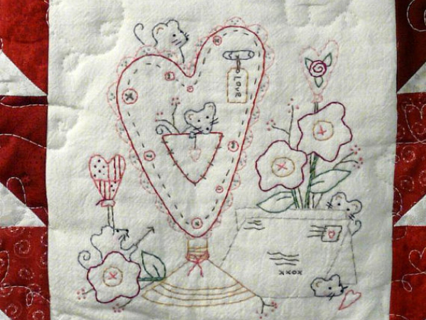 Lil Mouse Valentine holder pattern quilt mice embroidery