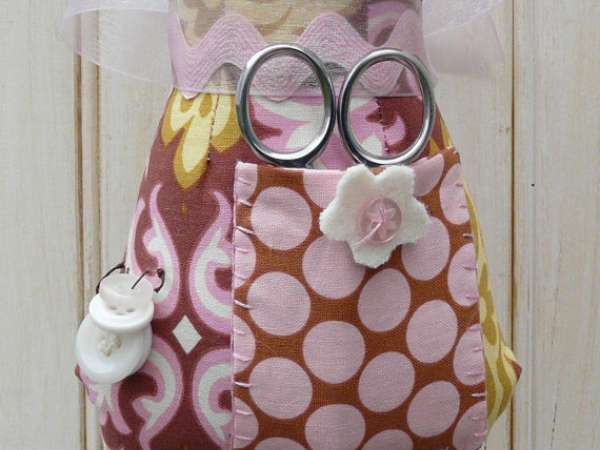 Mannequin dress form pin keep pattern bright butler fabric