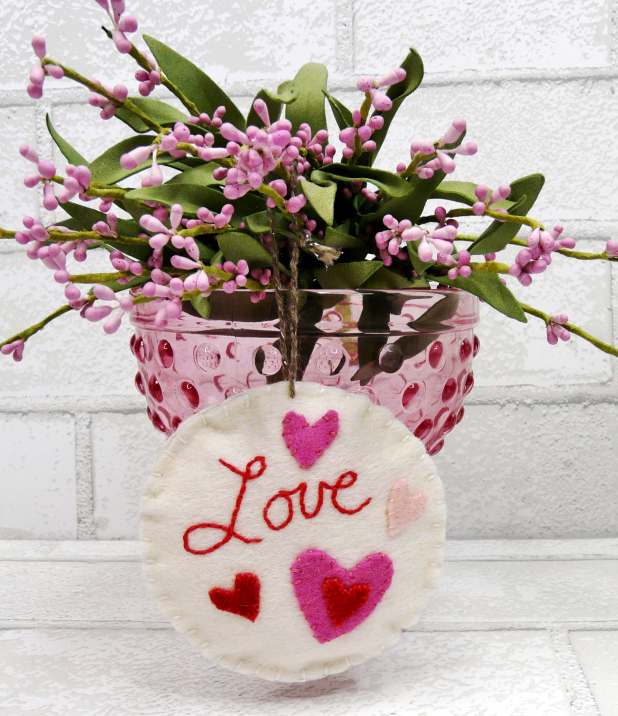 Sweet Valentine wool Ornaments Pattern 429