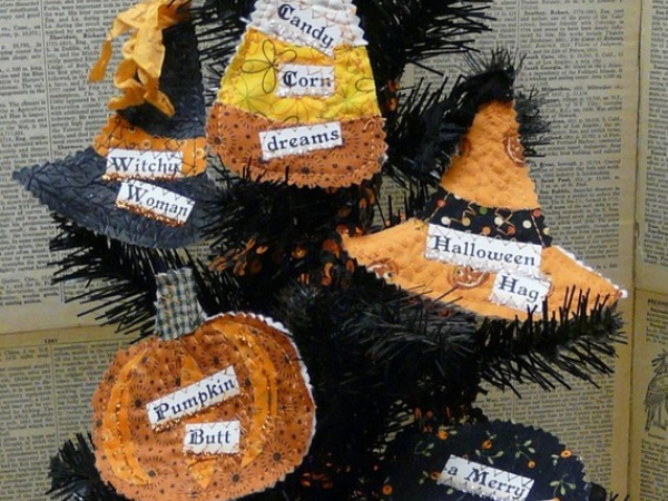 Halloween Party Pins & Ornament pattern ornies