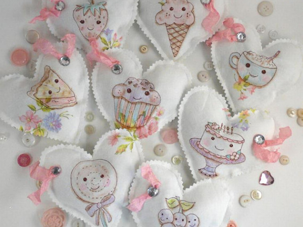 Sweet Treat Sachet faux stitchery pattern