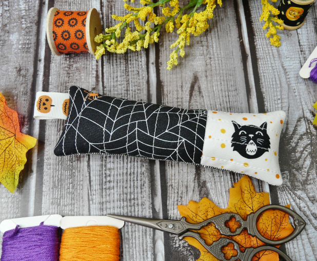 Halloween Pinnie- Embroidery & quilted pincushion pattern #421