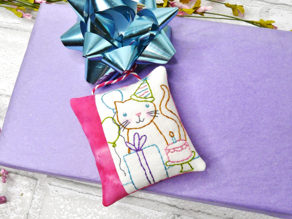 kitty cat kitten birthday embroidery 8 designs pattern