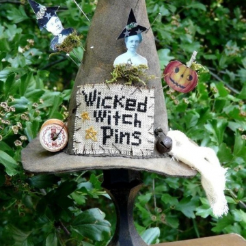 Wicked Witch Pin keep pattern cushion