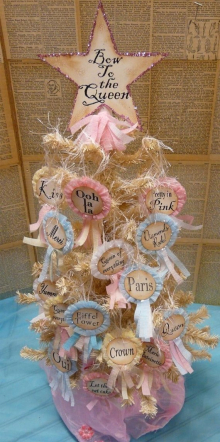 French Ornaments paper & tree star pattern