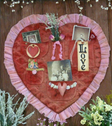 Vintage Valentine treasures pocket pattern  Vintage Valentine treasures pocket pattern