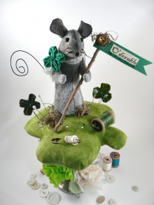 O'dorable Mouse Pin cushion shamrock pattern O'dorable Mouse Pin cushion shamrock pattern