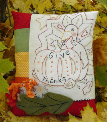 Give Thanks Stitchery pocket pillow Pattern