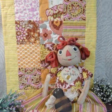 Bee Happy Raggedy Gal doll and Quilt Pattern