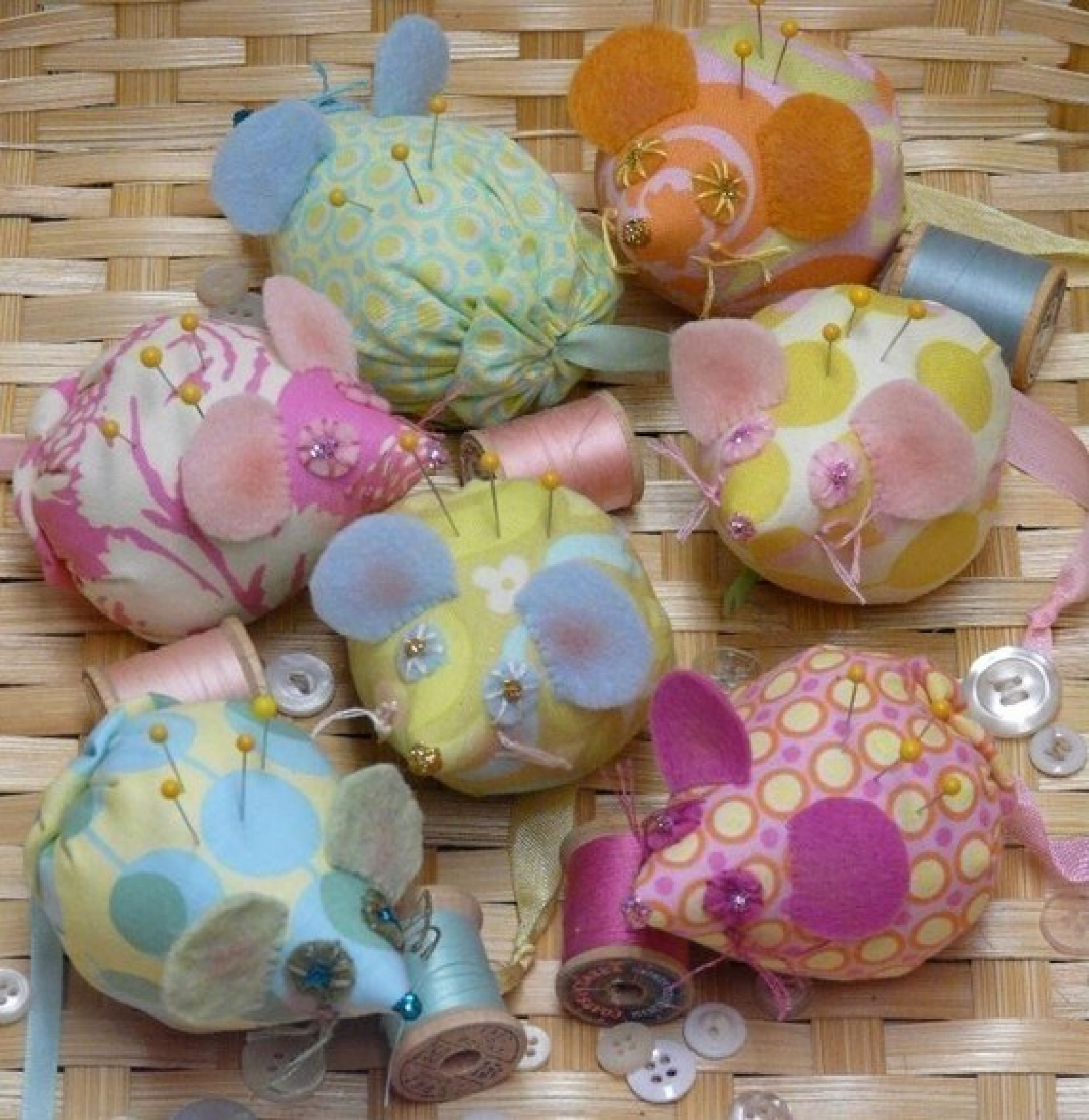 Mice pin cushions pattern mouse fabric felt wool