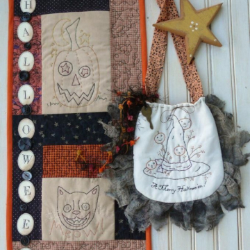 A Merry Hallowe'en purse and wallhanging pattern