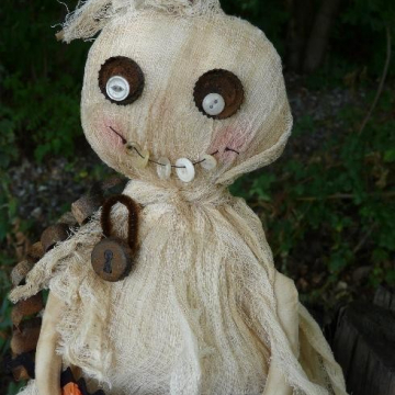 Prim Halloween "Boo" Ghost doll pattern