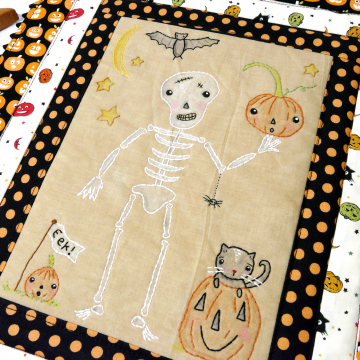 Bad to the bone, Halloween embroidery mini quilt 423.