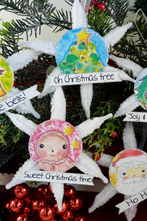 Vintage Christmas ornaments and banner pattern #345. Vintage Christmas ornaments and banner pattern #345. gingerbread man tree deer