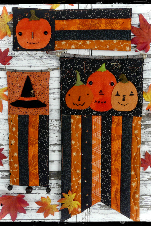 A vintage Halloween mini Quilts pattern 3 designs