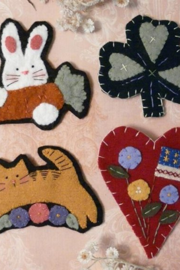 Spring & Summer WOOL PINS Spring & Summer WOOL PINS jumping kitty shamrock bunny