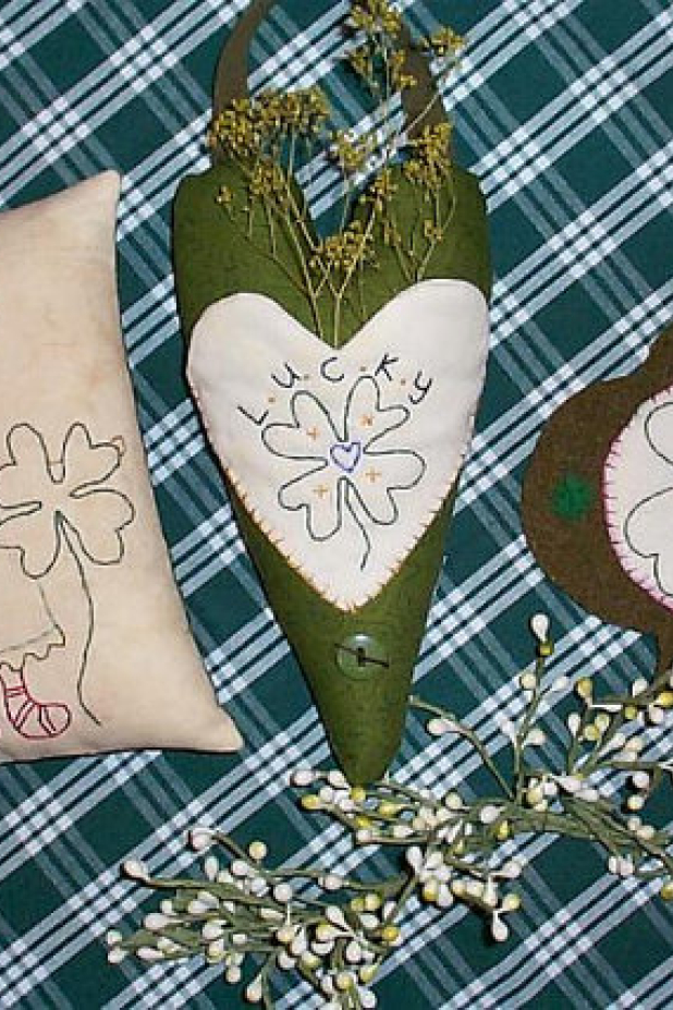Lucky St. Patrick's day stitchery pattern Lucky St. Patrick's day stitchery pattern