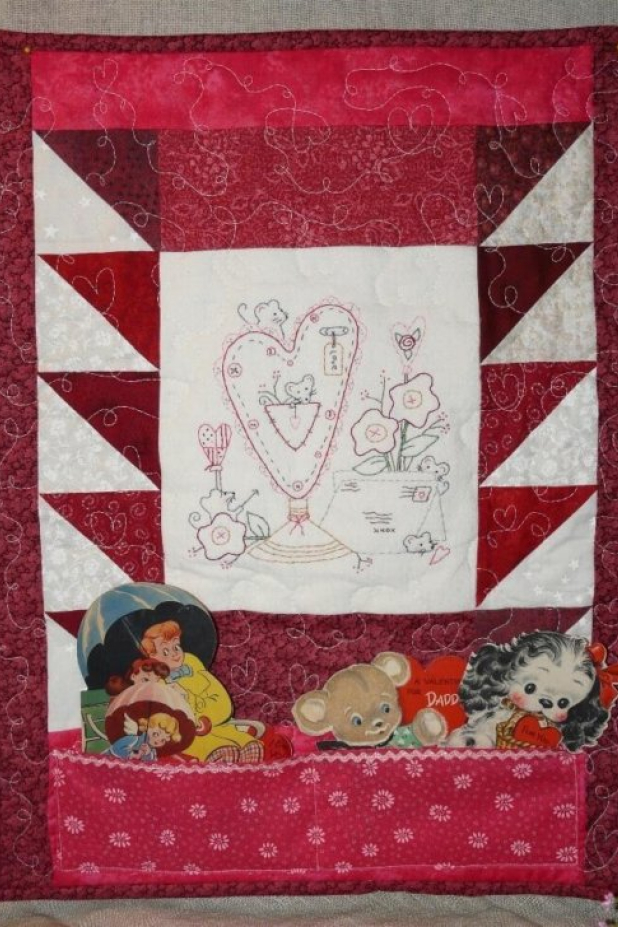 Lil Mouse Valentine holder pattern Lil Mouse Valentine holder pattern quilt mice embroidery