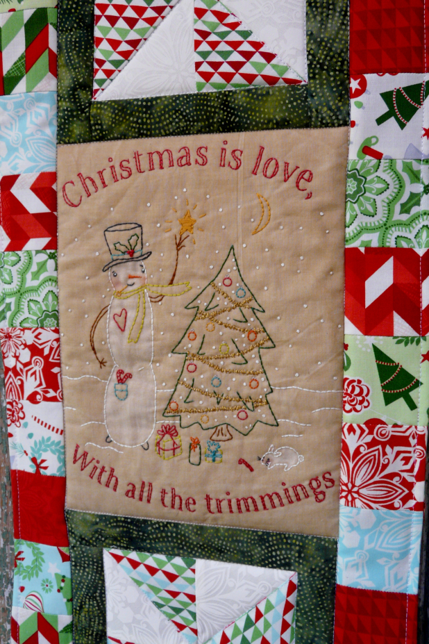 Christmas is love quilted embroidery wall hanging pattern 376 Snowman trimming tree embroidery quilt pattern