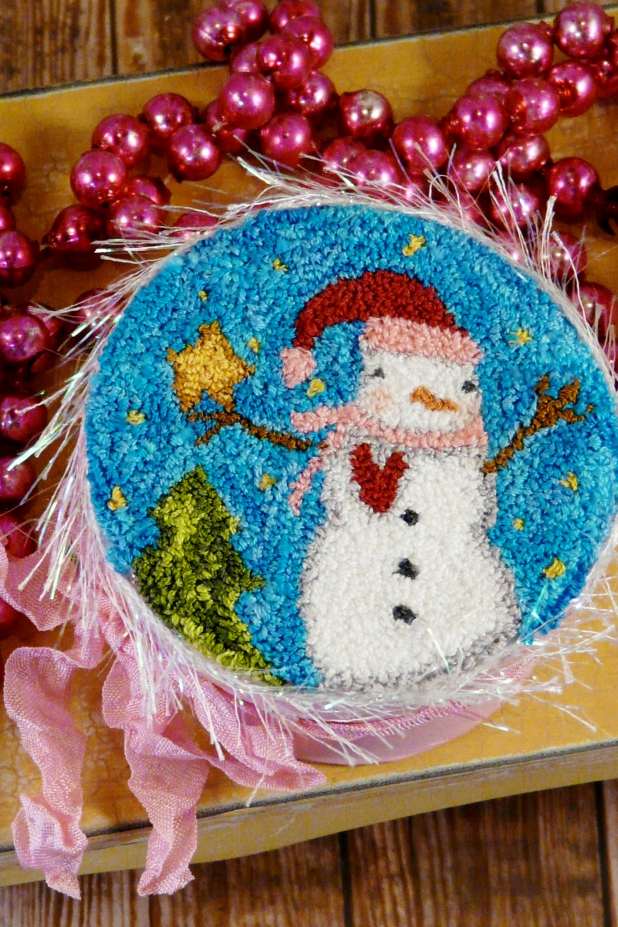 Warm Holiday wishes Punch needle Pattern #377 Christmas snowman Punch needle Pattern