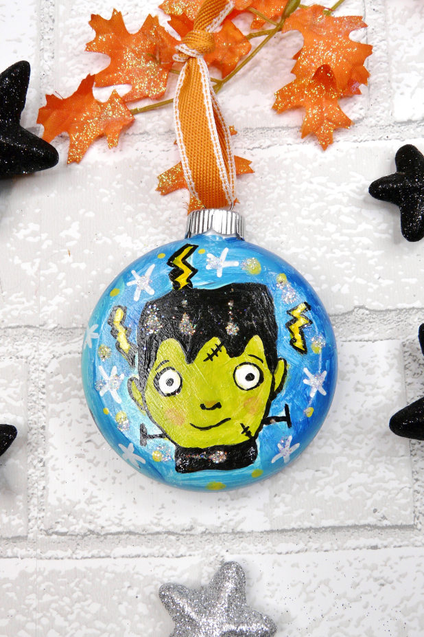 Halloween Frankenstein ornament - lightening - Monster Mash! saying Franky Monster ornie
