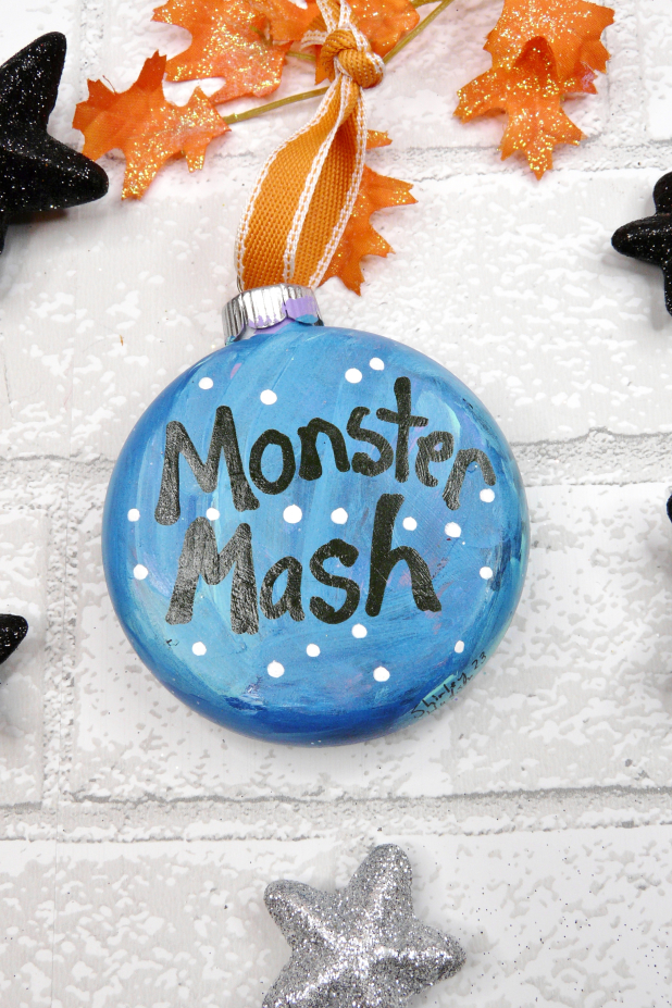 Halloween Frankenstein ornament - lightening - Monster Mash! saying Franky Monster ornie