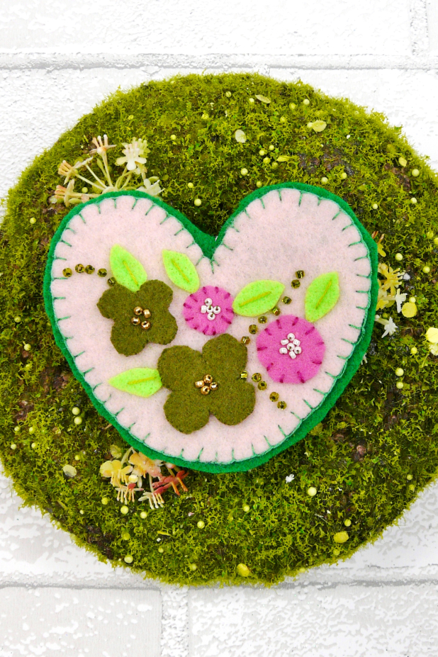 Wool & Felt pins & ornaments St. Patricks day design