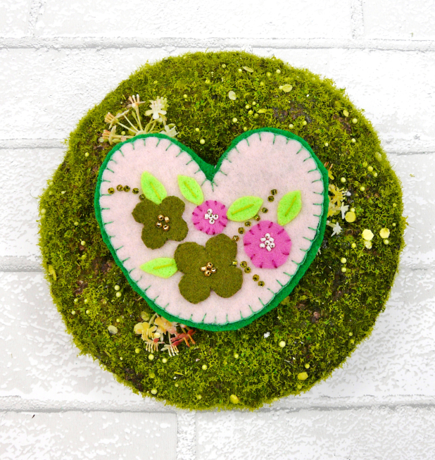Lucky St. Patrick's day Ornaments & Pins pattern Wool & Felt pins & ornaments St. Patricks day design