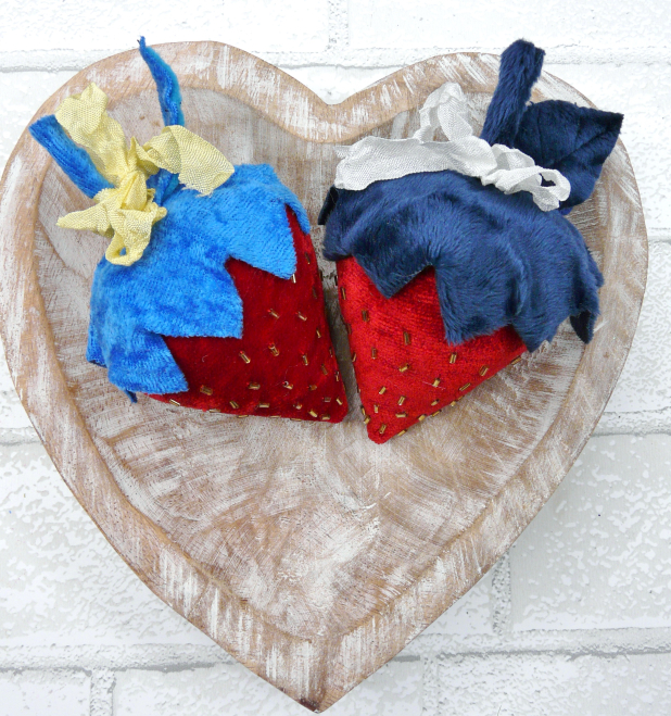 Patriotic American Bowl fillers & ornaments in Velvet Pattern