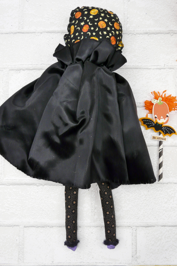 Count Dracula art doll - Halloween spooky decoration