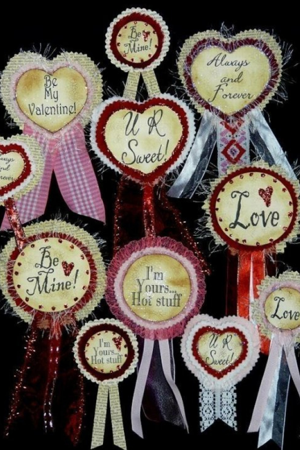 VALENTINE Badges pin pattern VALENTINE Badges pin pattern paper wearable brooch