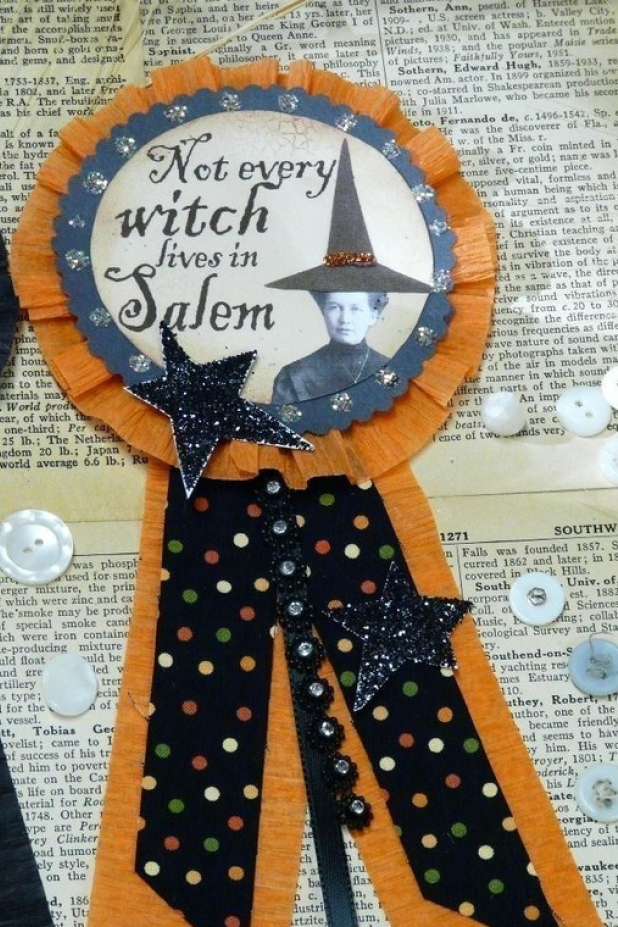 Halloween "Witchy" Badges pin pattern salem