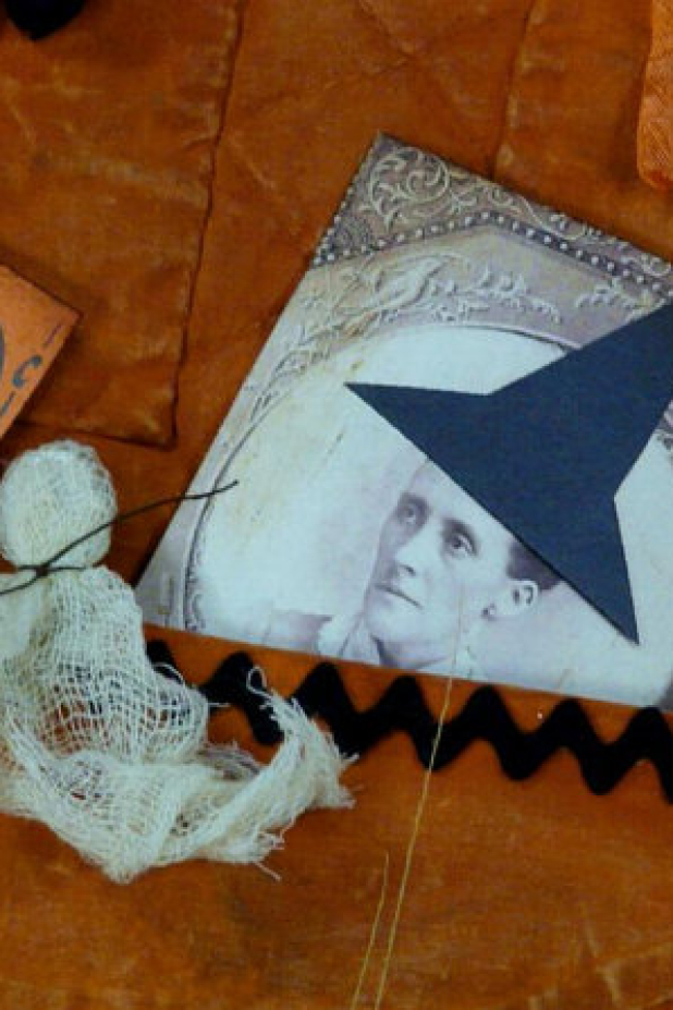 Vintage Halloween treasures pocket wallhanging pattern witch