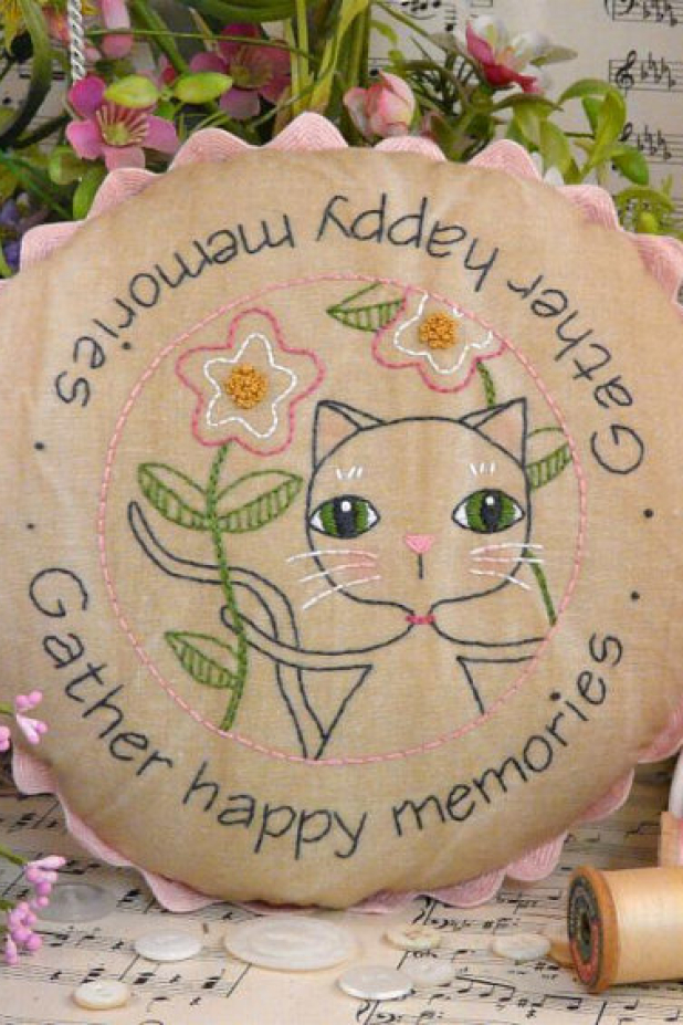 Gather happy memories cat embroidery Pattern