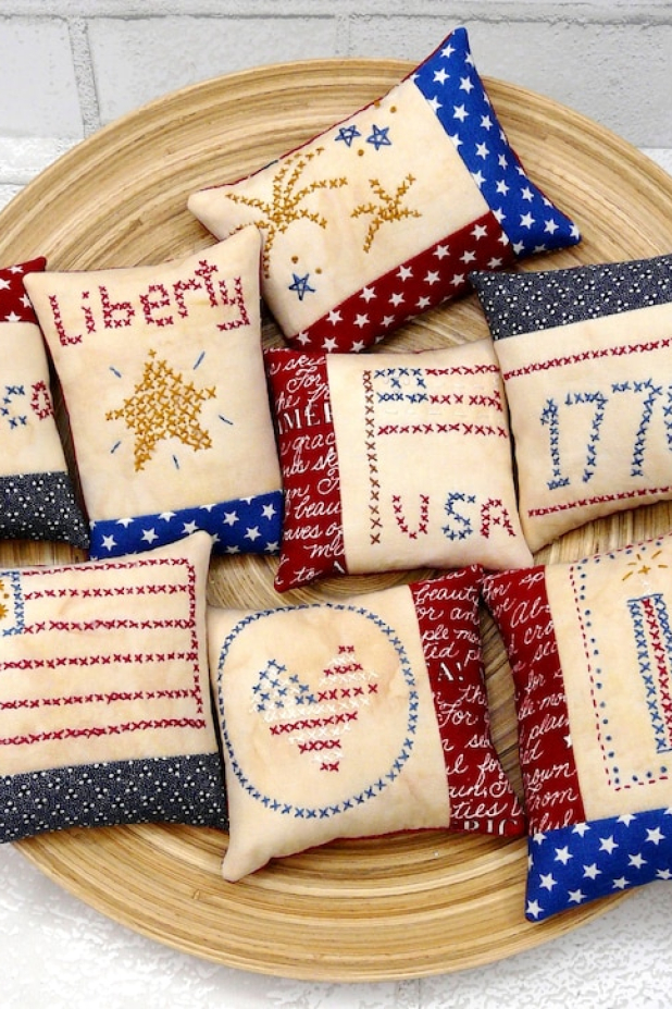 Americana Ornaments embroidery Pattern flag cross stitch Prim Americana Ornaments embroidery Pattern 439- faux cross stitch