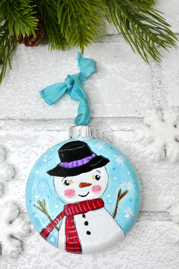 Frosty the snowman ornie